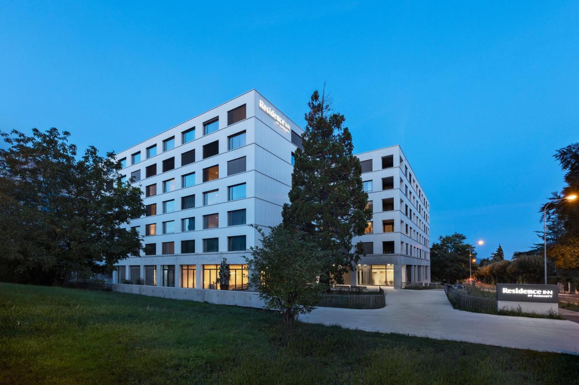 Residence Inn By Marriott Geneva City Nations ภายนอก รูปภาพ