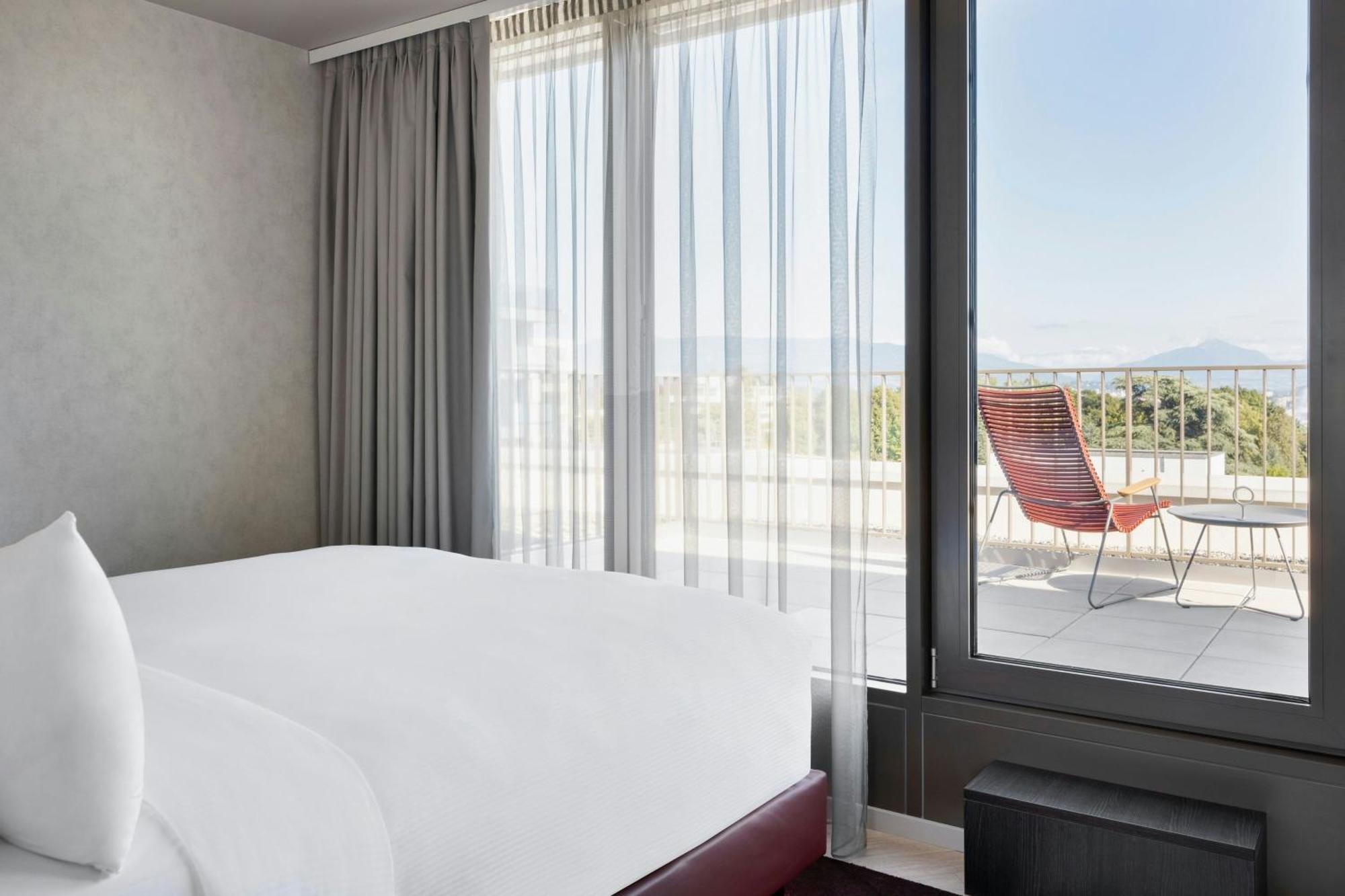 Residence Inn By Marriott Geneva City Nations ภายนอก รูปภาพ